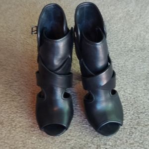 KDNY New York Marcella black leather